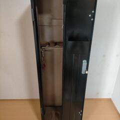 ガンロッカー、装弾ロッカー、擬製弾、手入れ具のセット ガンロッカー、装弾ロッカー、擬製弾、手入れ具のセット