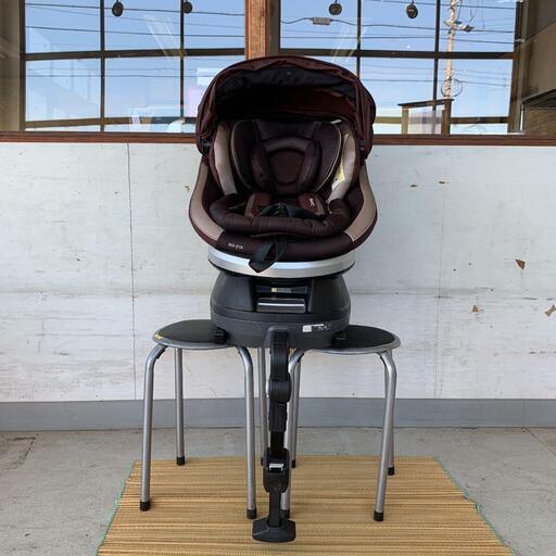 コンビ　combi ネルーム　ベビーシート　チャイルドシート　isofix 美品