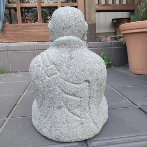 弘法大志の石像です