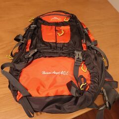 リュックサック 登山用ザック バックパック 40L オレンジ色