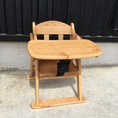 木製　テーブル付きベビーチェア　