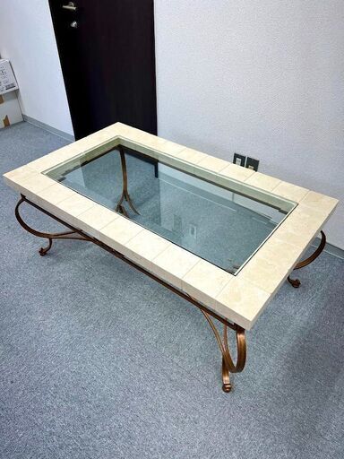 激安正規 ストーンガラスセンターテーブル ベージュ 幅１２０㎝ 未使用