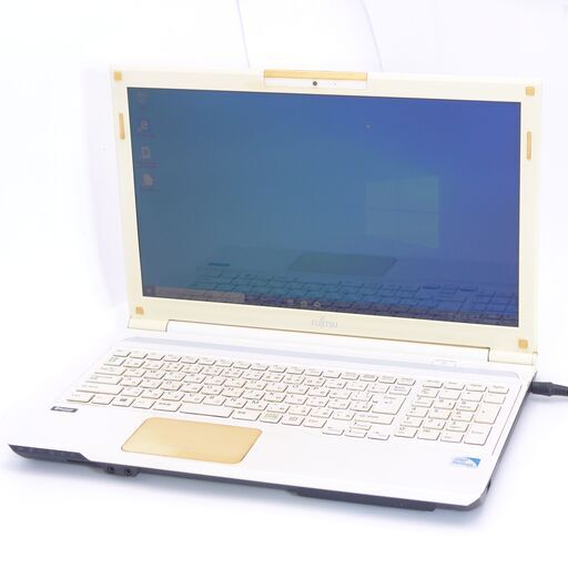 美品 15インチ ノートパソコン 富士通 AH42/J 新品SSD Wi-Fi有 Pentium