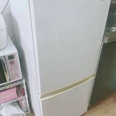 中古冷蔵庫（シャープ製）を1,000円でお売りします（動作問題無...