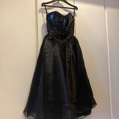 ブラックのドレス
