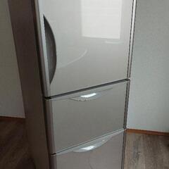 使用1年 HITACHI 冷蔵庫 定価112960円 電気代安い...