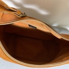 イルビゾンテ 正規品 美品IL BISONTEお値下げ