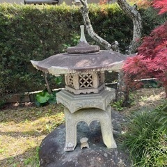 庭園の灯籠