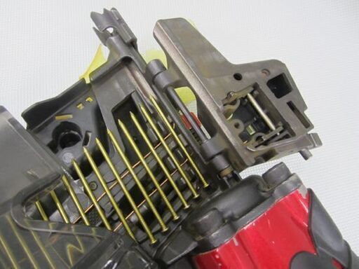 北海道のその他 マキタ☆ 90mm 高圧 エア釘打機 AN900HX 赤 ワイヤ釘65-