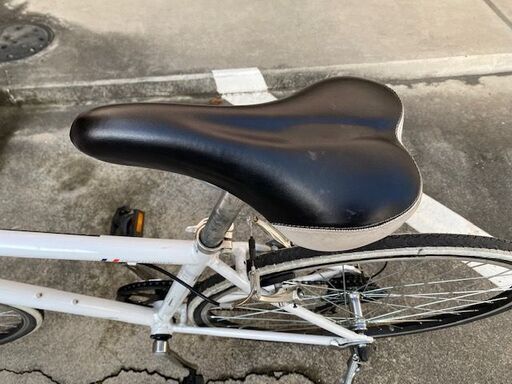 ルノー（RENAULT）700C 6速 アルミ 440mm WHITEクロス 自転車】《ルノー》RENAULT ルノー アルミ 7006-ライト 700C