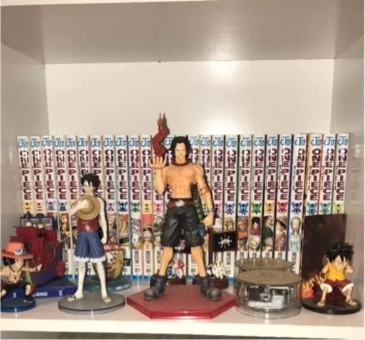 ONE PIECE 1巻〜76巻➕雑貨、フィギュアetc..