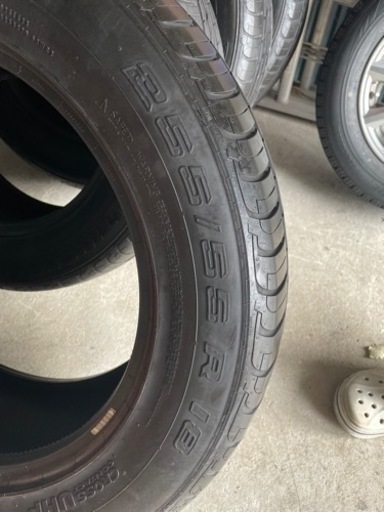 255/55R18 タイヤ　新品、未使用、4本set