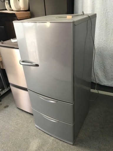 AQUA ノンフロン冷凍冷蔵庫　2015年製　272L アクア