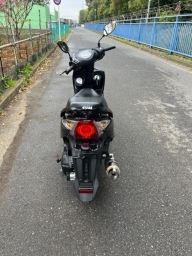 格安小型 SYM GT125 バッテリー、シート新品 千葉県柏市 配送 格安小型 SYM GT125 バッテリー、シート新品 千葉県柏市 配送