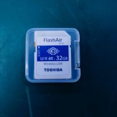 Toshiba フラッシュエア　32GB　W04　中古品