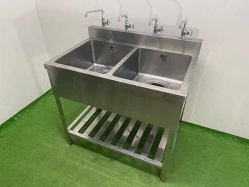 業務用　ステンレス　２槽シンク流し台　蛇口付き　店舗　飲食店　W９００ｘＤ６００ｘH８００ｍｍ