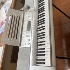 Casio LK-208電子ピアノ