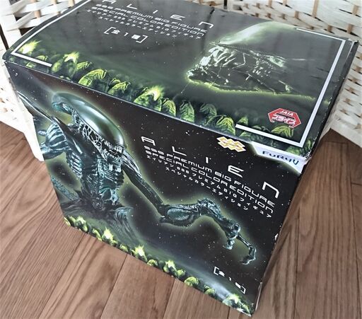 エイリアン SSSプレミアムBIGフィギュア スペシャルカラーエディション