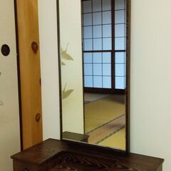 桐の姿見（鏡台）