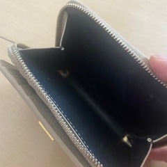 YSLの折りたたみ財布