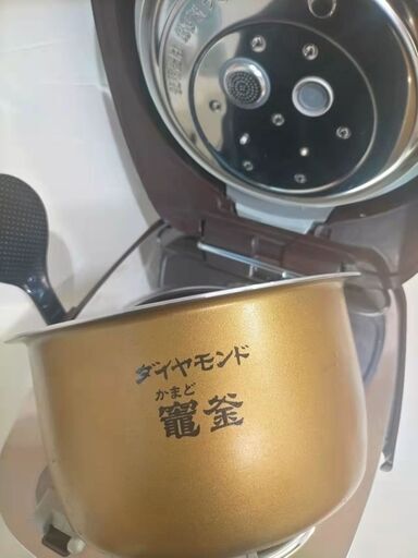 美品 パナソニック 炊飯器 5.5合 可変圧力IH式 おどり炊き ブラウン SR