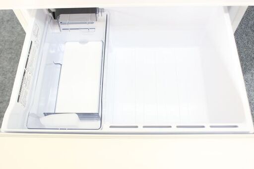 アクア 3ドア冷凍冷蔵庫 238L/右開き 自動製氷機 AQR-SV24J(W)ミルク ホワイト 2020年製 AQUA  中古家電 店頭引取歓迎 R5699)