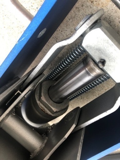 車のパーツ 【受付終了】ガレージジャッキ 1.5t