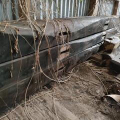 200年前の古民家の梁や柱