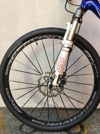 Giant XTC Composite Pro フルカーボンマウンテンバイク