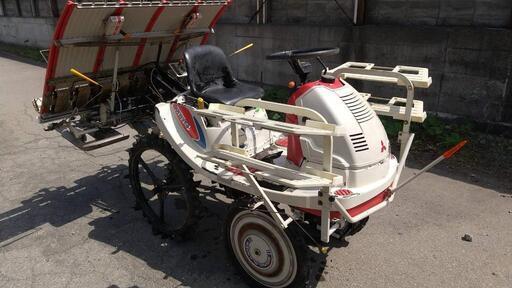 田植え機 ４条  乗用    中古  セル付