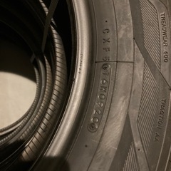 タイヤ　suv  新品　225/65R 17 102H