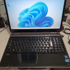 6ヶ月保証（Windows 11+Office2021年）NEC LAVIE LL750/B