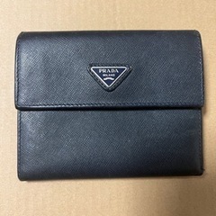 PRADA 財布