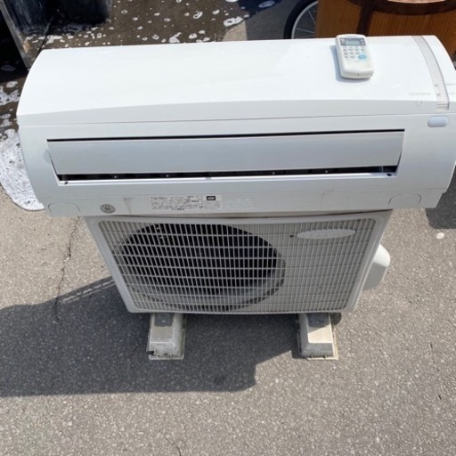 CORONA コロナ エアコン CSH-N2214 2.2kw 主に6~8畳用 動作 CORONA コロナ エアコン CSH-N2214 2.2kw 主に6~8畳用 動作