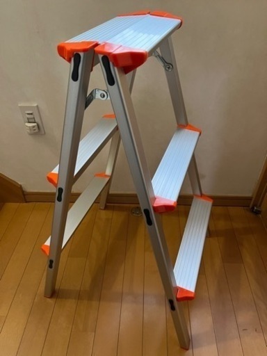 美品 使用数度レベル ALINCO アルインコ アルミ製 3段踏み台 脚立 CCA-80KG