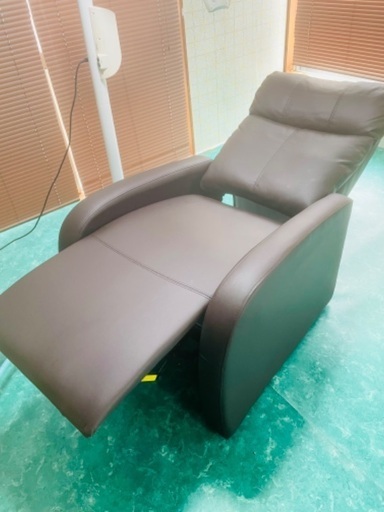 沖縄本島限定！美品{シャリオン}ホワイトニング チェアー美歯口歯磨き粉セット 沖縄本島限定！美品{シャリオン}ホワイトニング チェアー美歯口