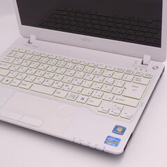 中古美品 13インチ ノートパソコン 富士通 SH54/E 新品SSD搭載 Wi-Fi有 