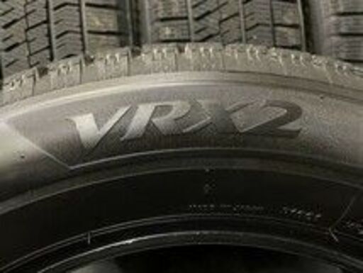 BS BLIZZAK VRX2 215/60R17 17インチ スタッドレス 4本 2017年製 バリ
