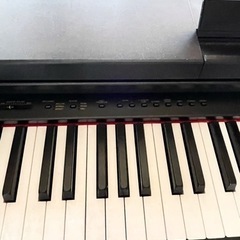 YAMAHA CLAVINOVA CLP-560 中古