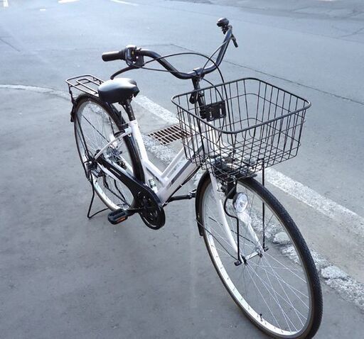 自転車 カラーホワイト 六段変速！！ 港区、渋谷区なら伺えます♪