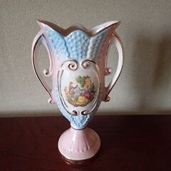 花瓶　MADE IN ITALY 　ピンク・水色