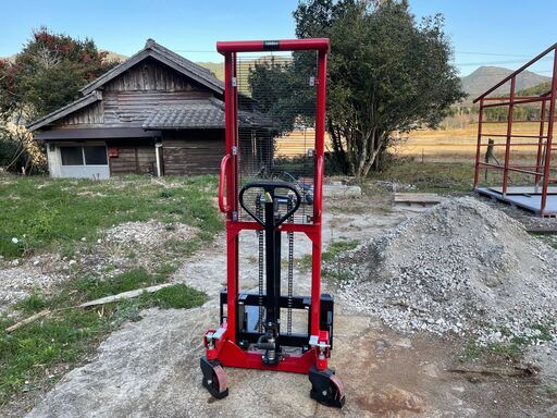 値下げしましたフォークリフト　ロジスティッカ―Logisticarハンドフォーク最大荷重2000㎏