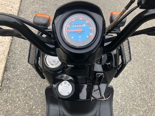 ☆彡購入者様決まりました。激安!!!HARTFORD MOTORS Magic125 台湾製の