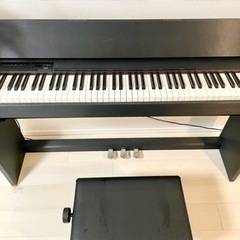 美品！【電子ピアノ】　Roland F-110 楽譜付き！