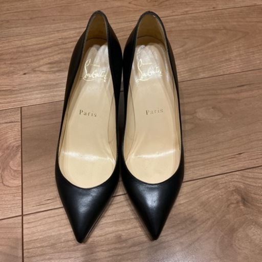 クリスチャンルブタン　パンプス