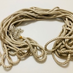 【今月処分します】約15メートル　ロープ　太さ1㎝　重さ965g