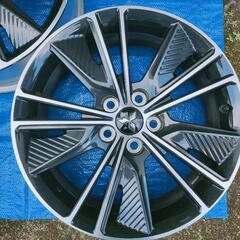 デリカD5 アーバンギア 純正アルミホイール