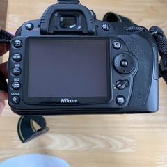 Nikon D90 VRレンズキット18-105,16GB SDカード、カメラバッグ付き
