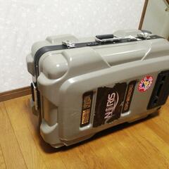 ダイビング器材用スーツケース