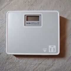 体重計（白色）TANITA
